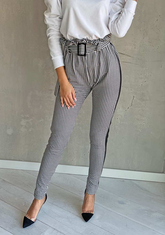 Spodnie z wysokim stanem w kratę