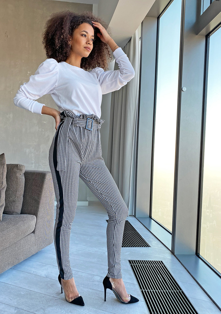 Spodnie z wysokim stanem w kratę