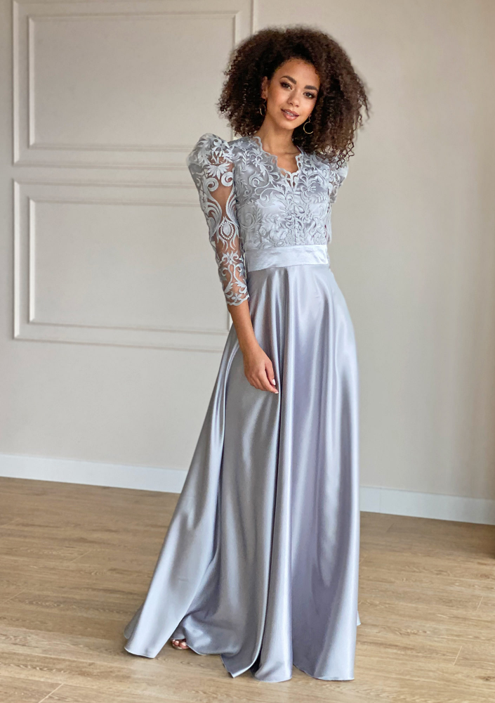 Sukienka maxi z gipiurą Srebrna