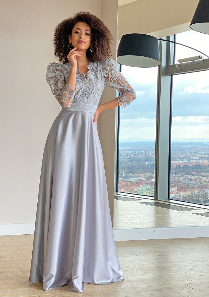 Sukienka maxi z gipiurą Srebrna