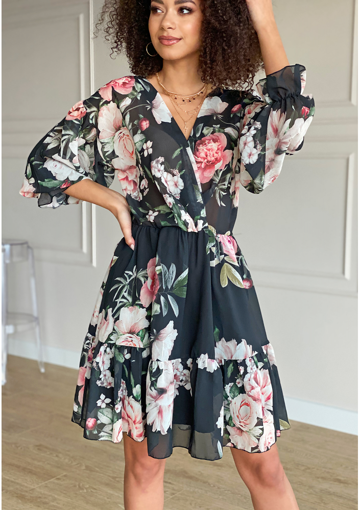 Sukienka z szyfonu w kwiaty Czarna