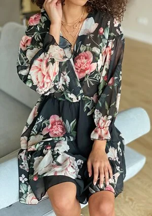 Sukienka z szyfonu w kwiaty Czarna