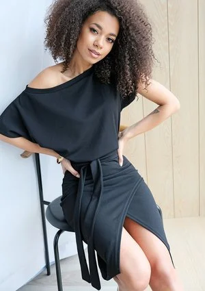 Gianna - black midi dress with loose top