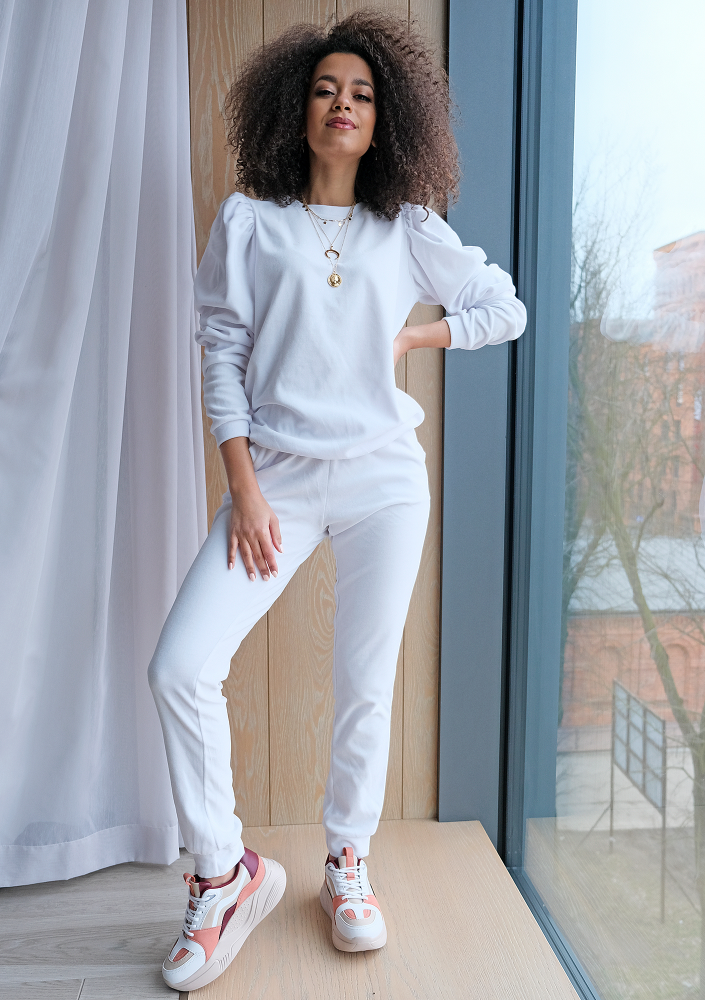 SWETEREK Z APLIKACJĄ DEER