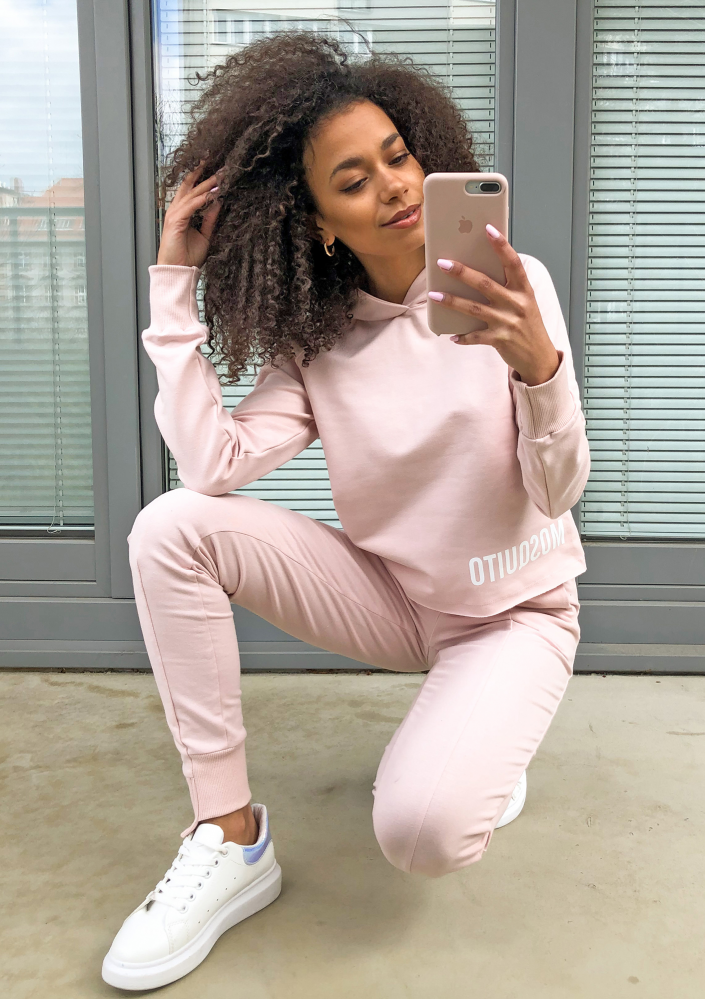 Bluza bawełniana z kapturem pastel Pudrowa ILM