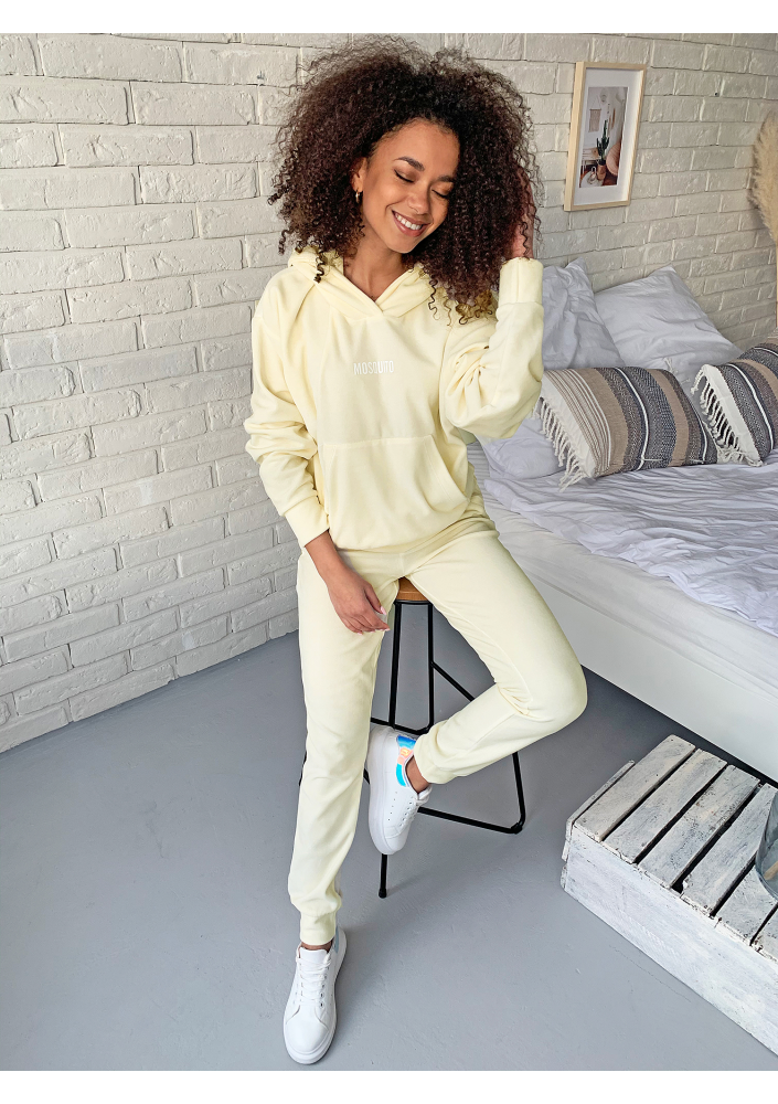 bluza welur z kapturem 4