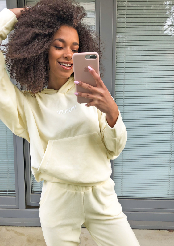 bluza welur z kapturem 4