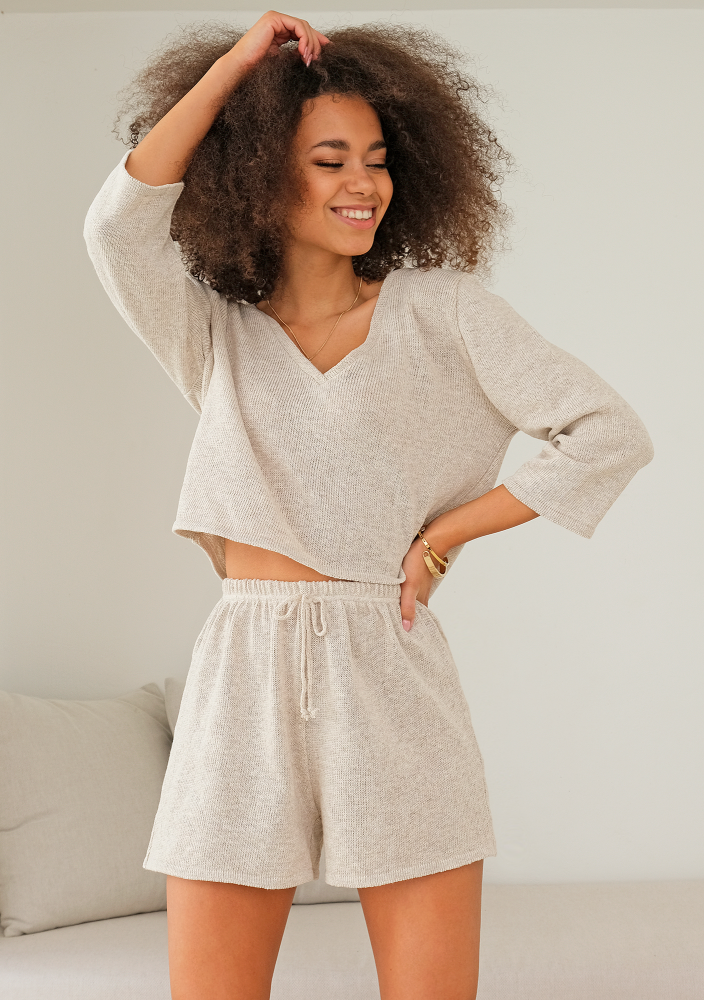 Sweter z bawełny dekolt V ILM A00 Beżowy