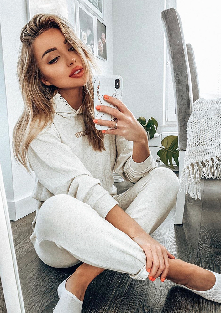 Bluza z dzianiny z lnem i koronką ILM