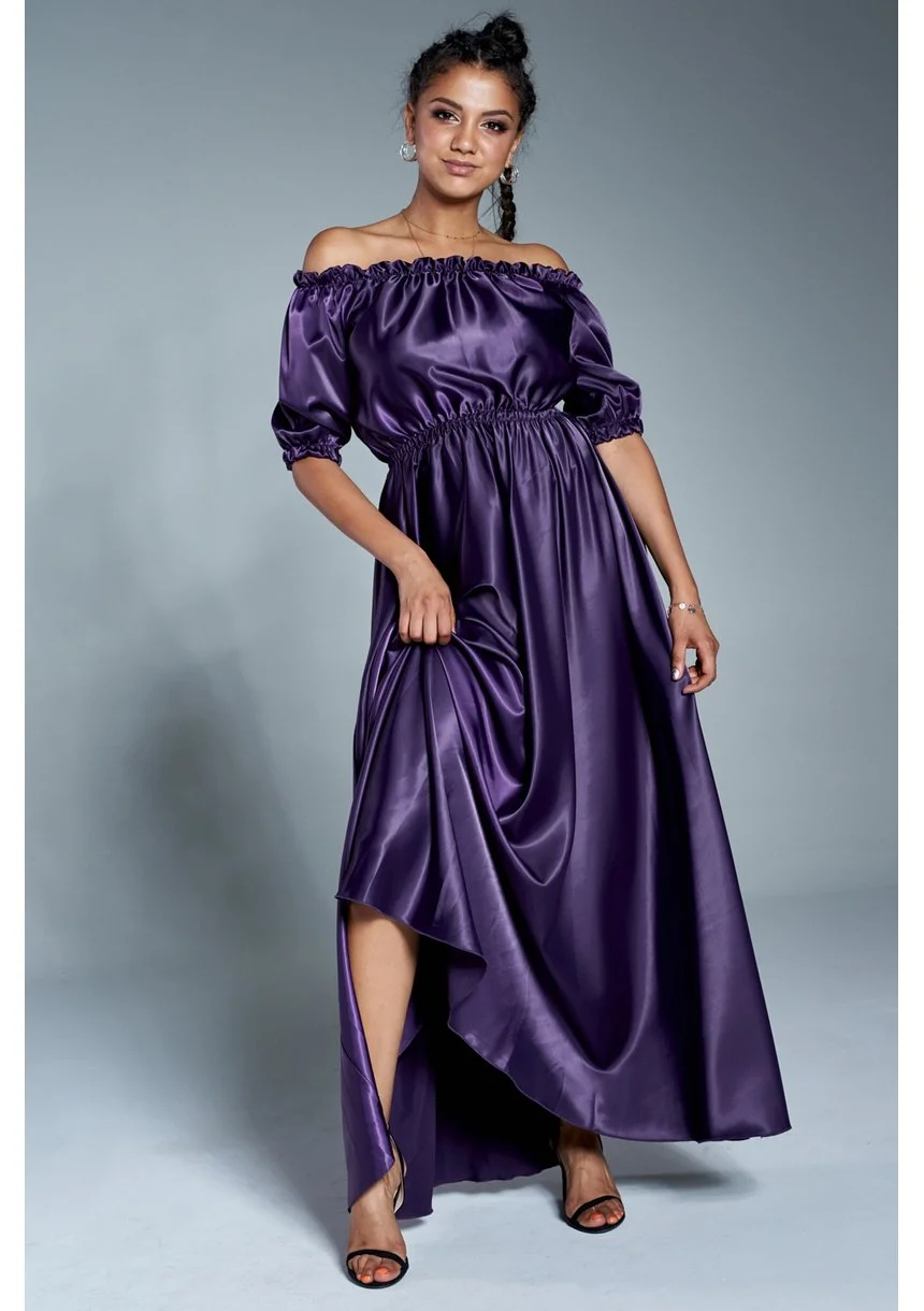 Sukienka maxi w hiszpańskim stylu z satyny Fioletowa