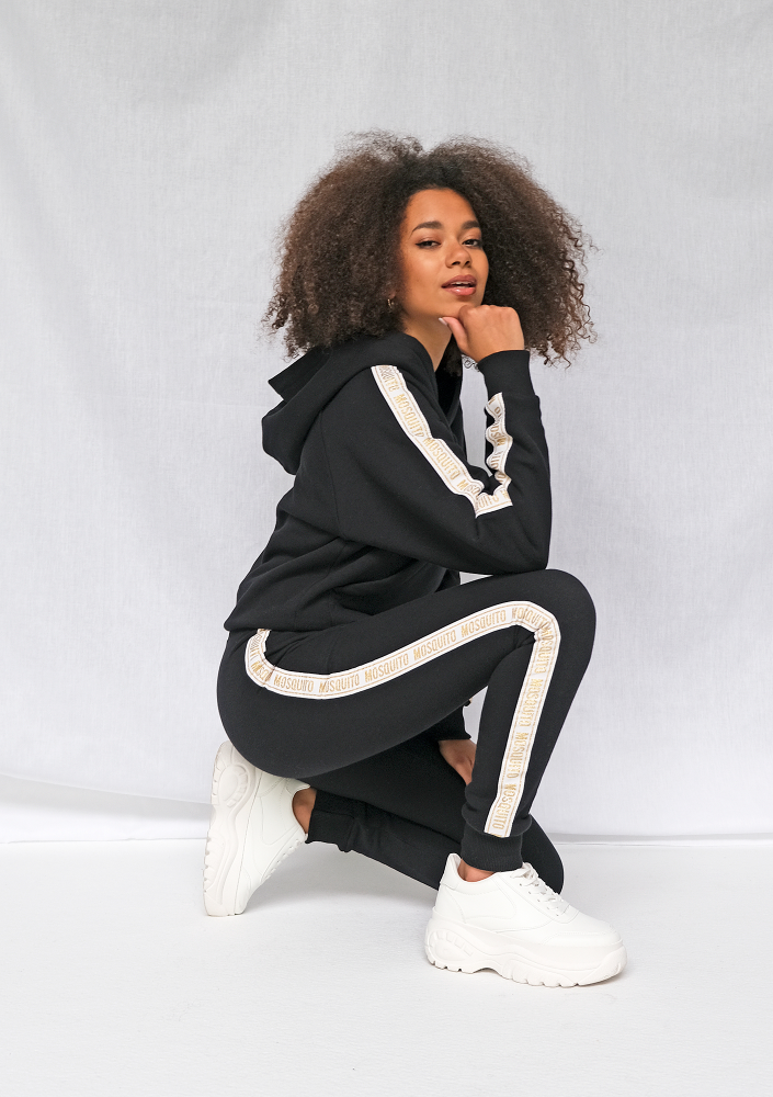 Bluza z lampasem Gold logo czarna ILM