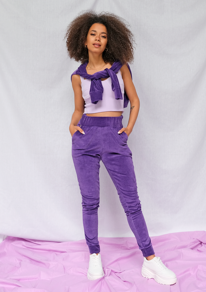 Bluza velvet z kapturem i złotymi detalami Fioletowa