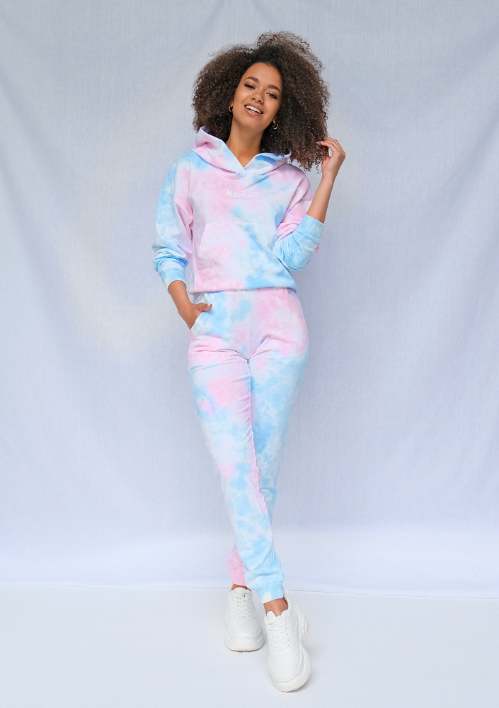 Bluza kangurka ręcznie barwiona metodą diy pastel