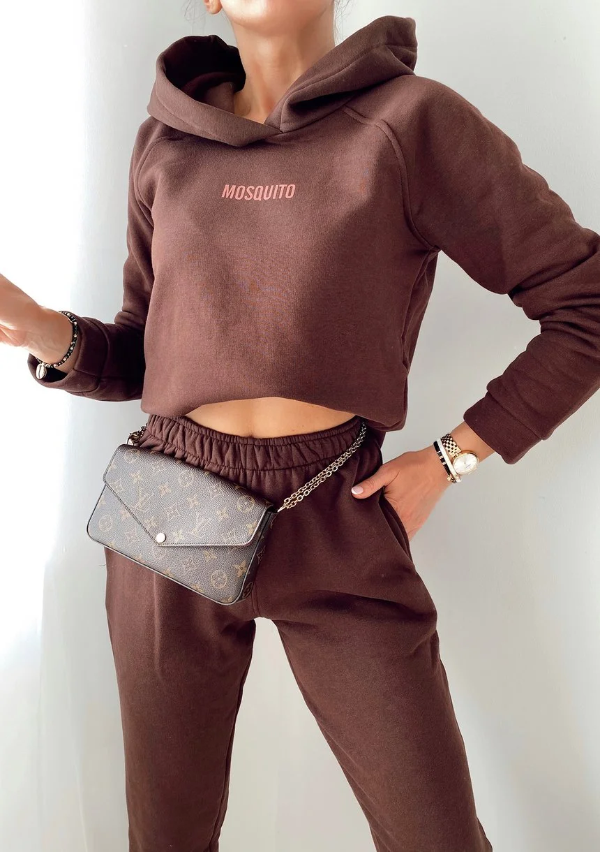 chocolate brown sweatpants