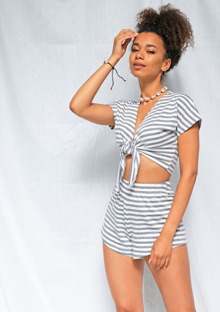 Komplet z dzianiny z szortami w paski ILM