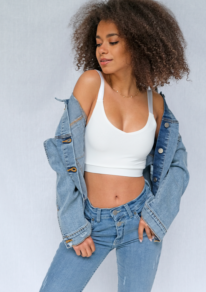 Krótki top na ramiączkach biały ILM