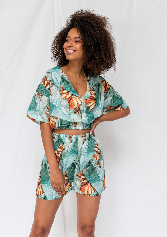 Krótkie spodenki banana ILM