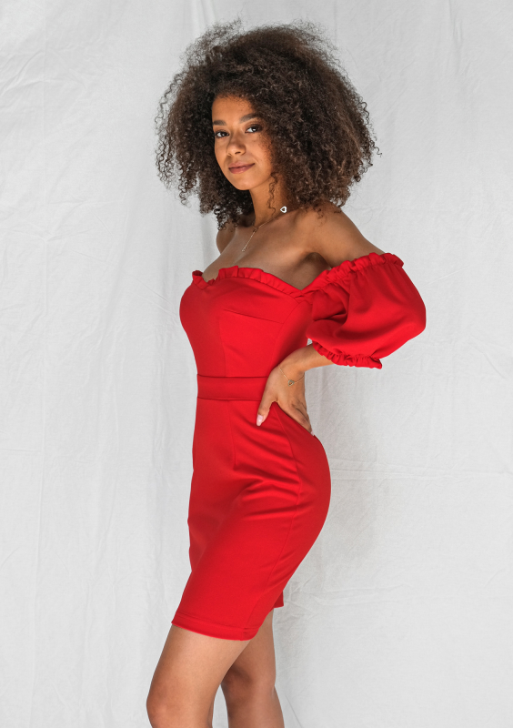 Dopasowana sukienka z gorsetową górą czerwona