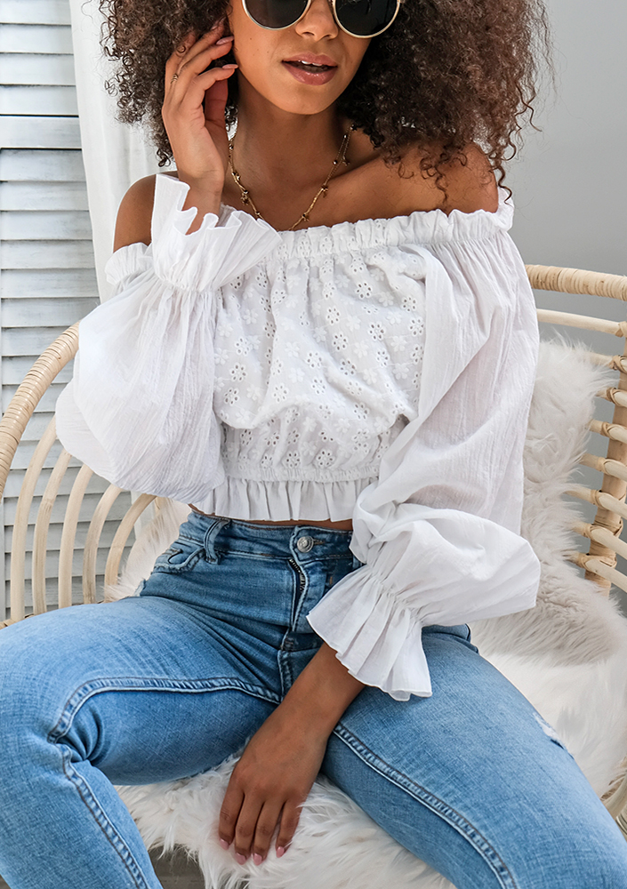 Top z ażurowej popeliny biały