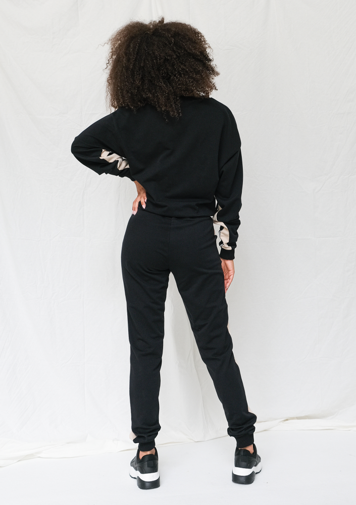 Bluza two colors z lampasem Czarna ILM