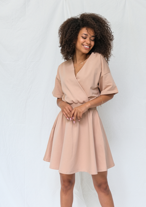 Kopertowa sukienka z jerseyu Taupe