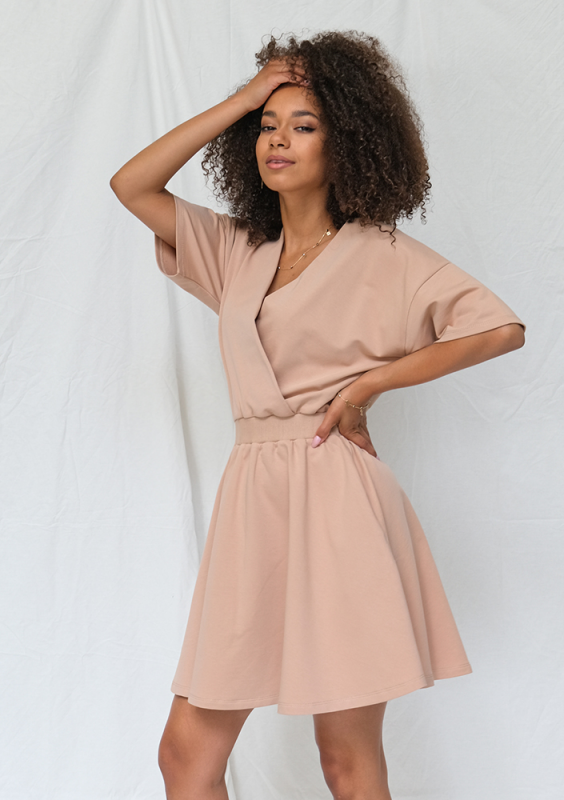 Kopertowa sukienka z jerseyu Taupe