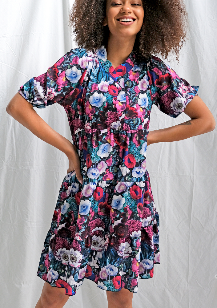 Sukienka na stójce flowers print