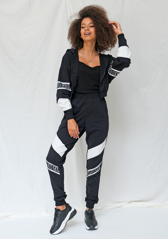 Rozpinana bluza ze wstawką logo czarna ILM