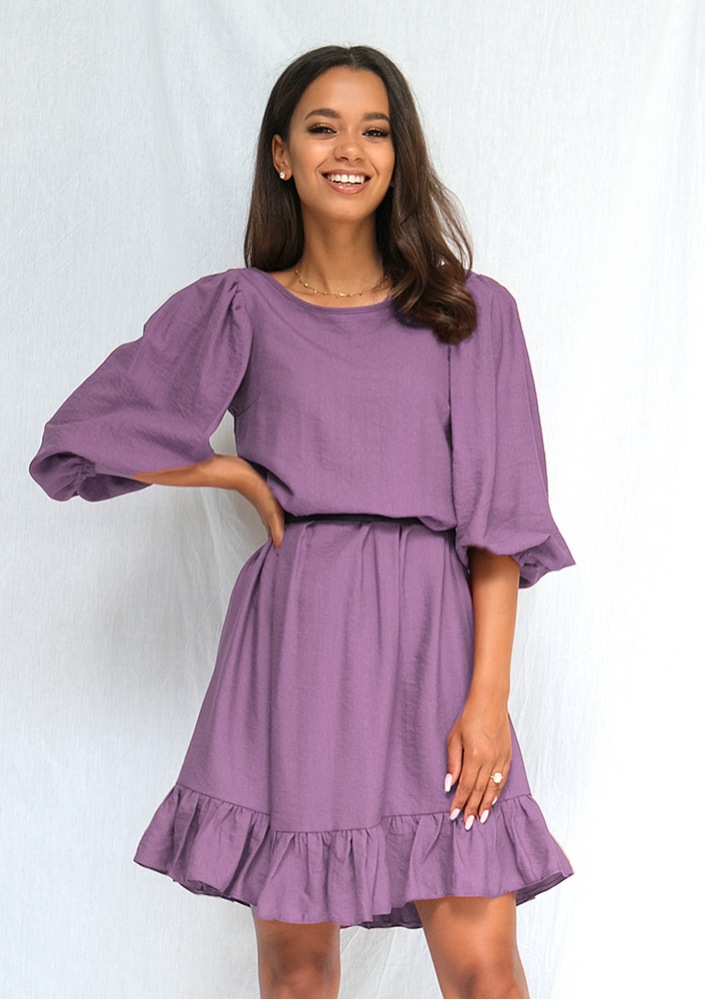 Jesienna sukienka z szerokim rękawem lavenda