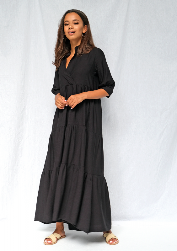 Sukienka maxi na stójce czarna