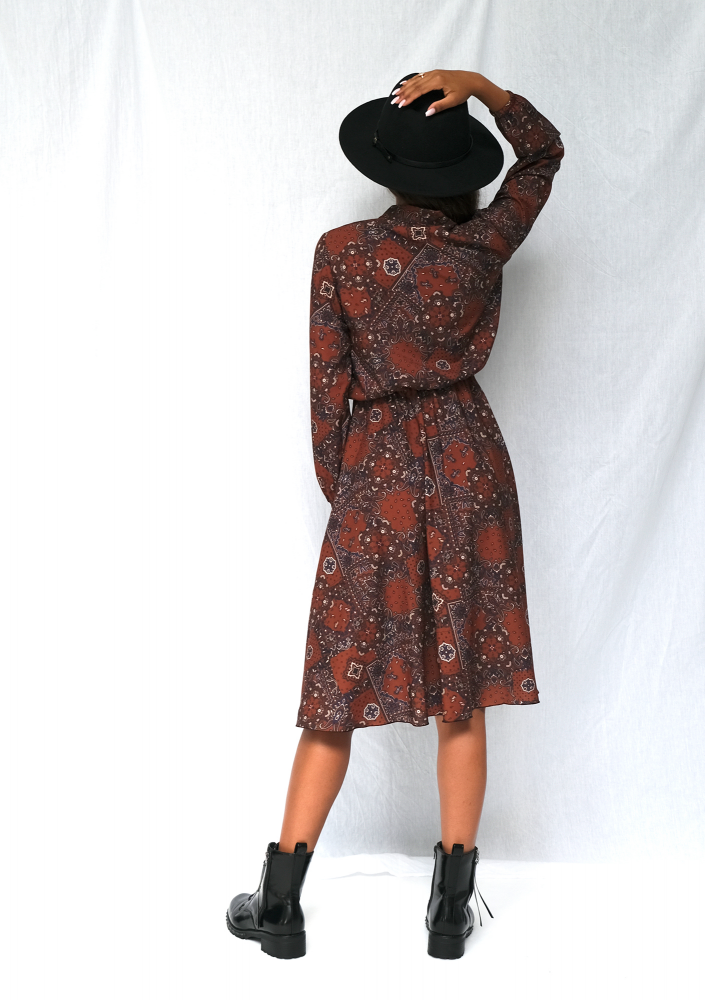 Sienna - sukienka midi brown print z wiązaniem
