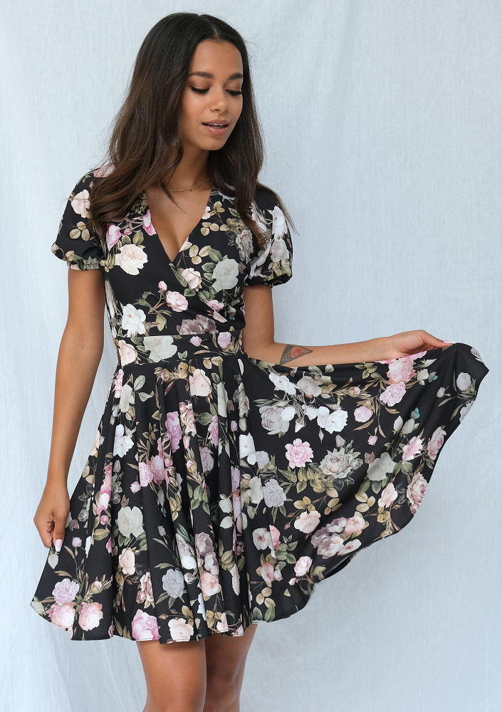 Sukienka z półtora koła rose