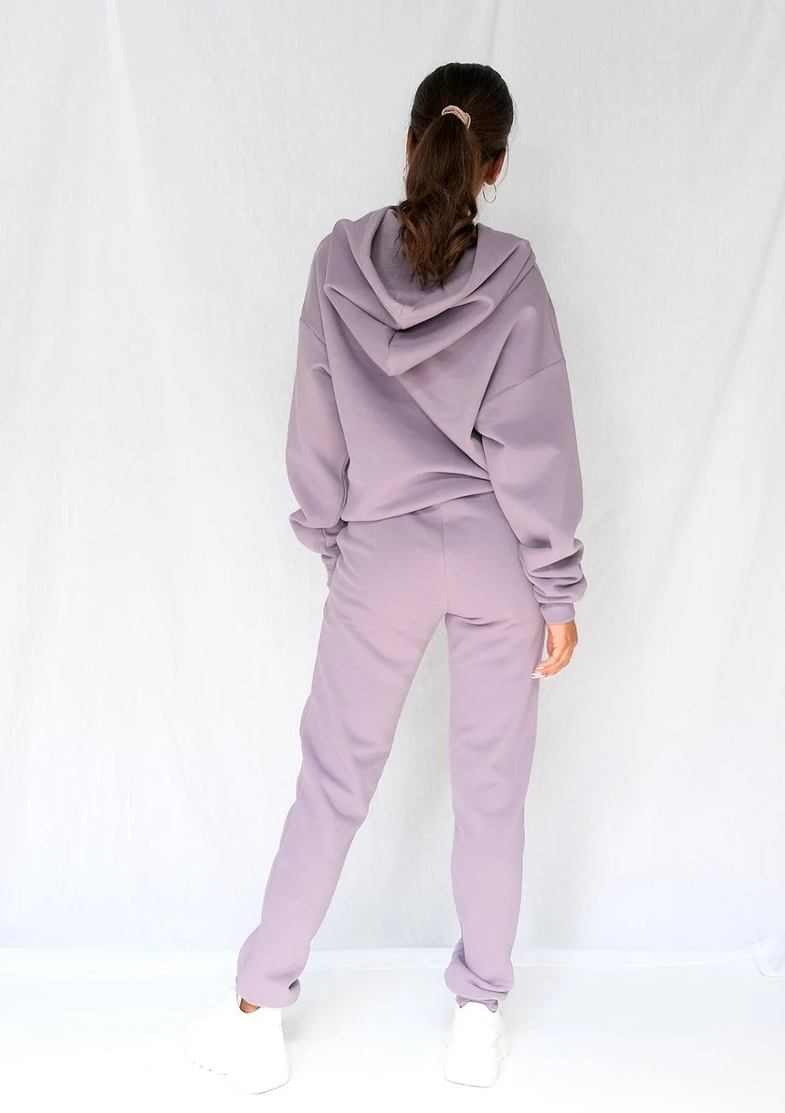 lavender sweatshirt and sweatpants