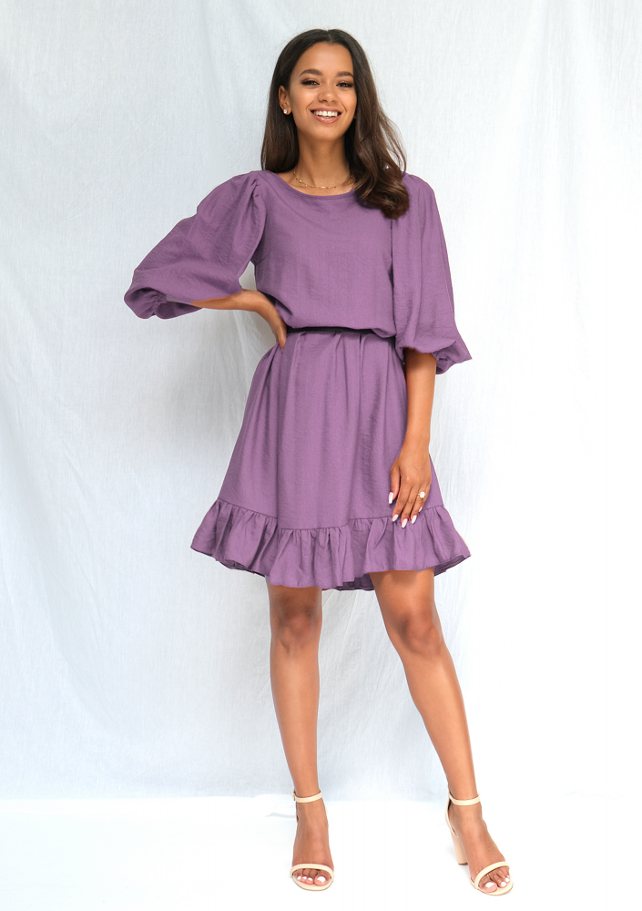 Jesienna sukienka z szerokim rękawem lavenda