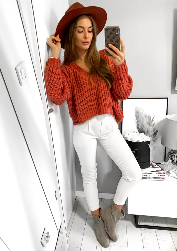 Sweter z moherem z dekoltem V A022 ILM