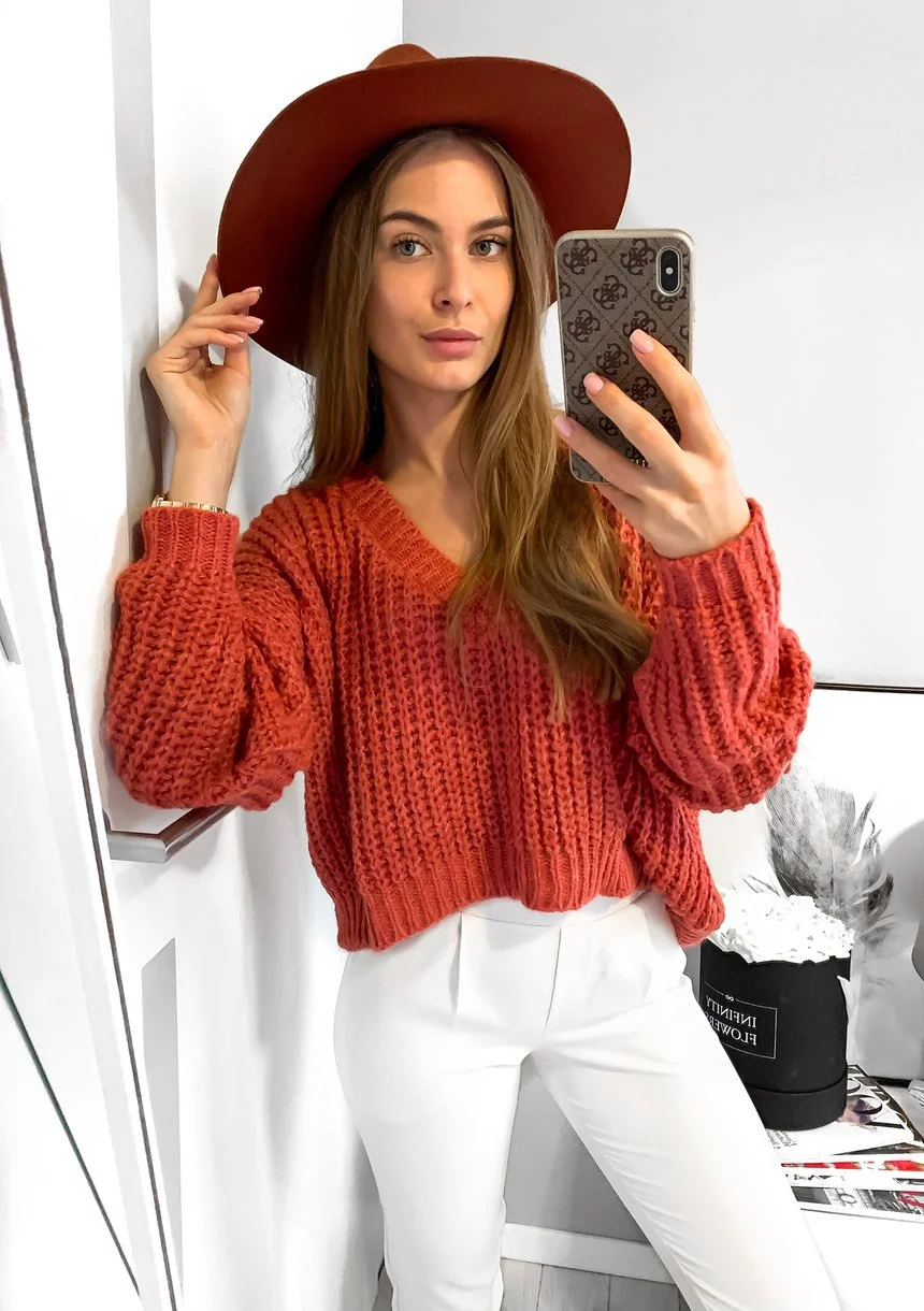 Sweter z moherem z dekoltem V Różowy A40 ILM