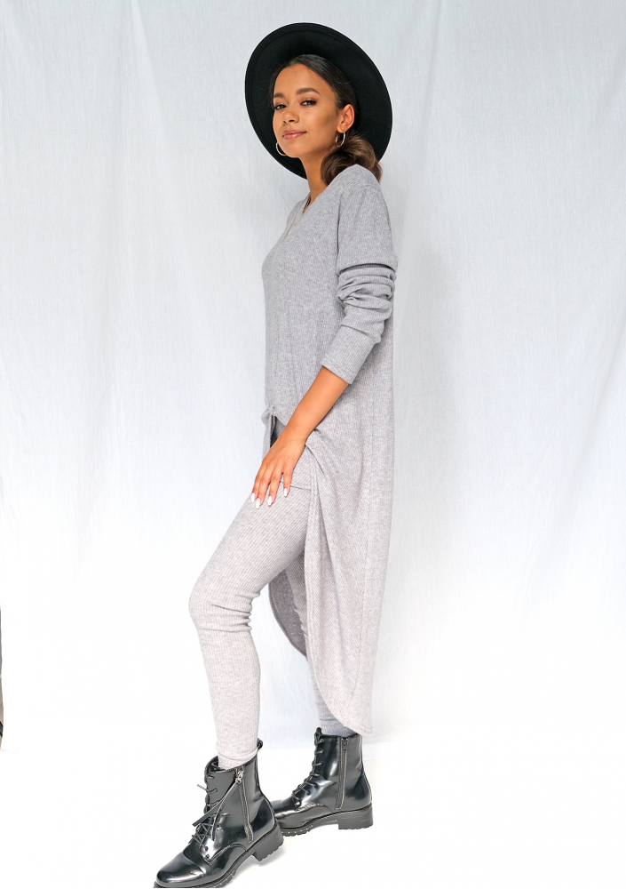 Swetrowa tunika w prążek szara