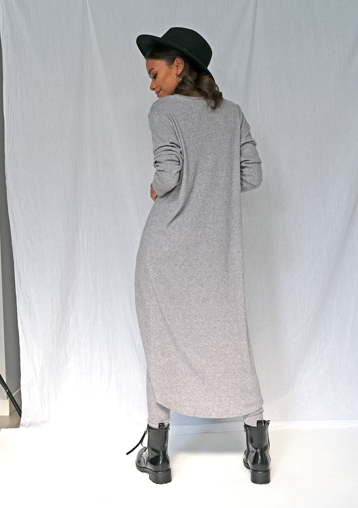 Swetrowa tunika w prążek szara