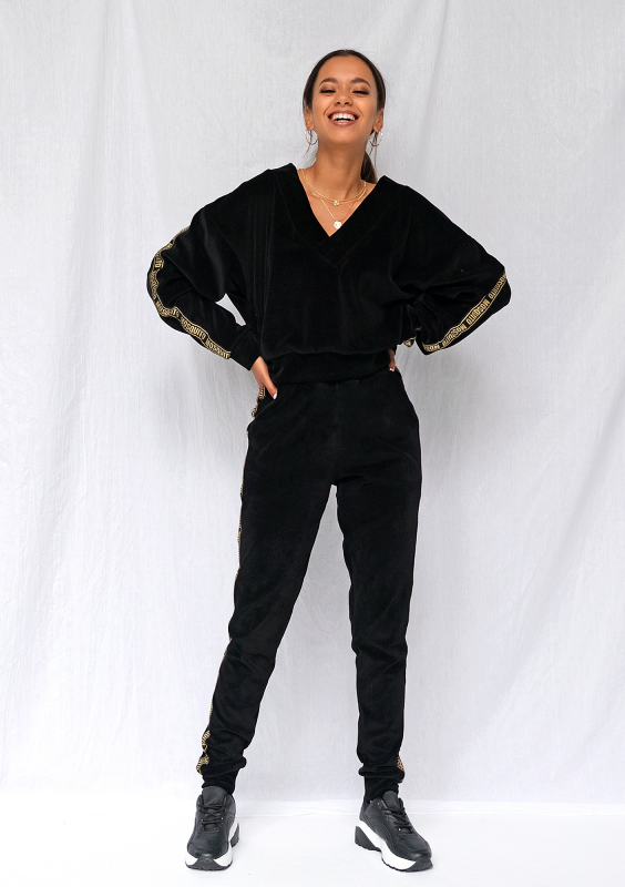 Bluza z weluru dekolt v gold logo stripe Czarna