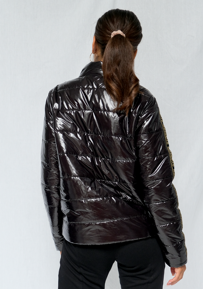 Pikowana kurtka przejściowa gold logo stripe ILM