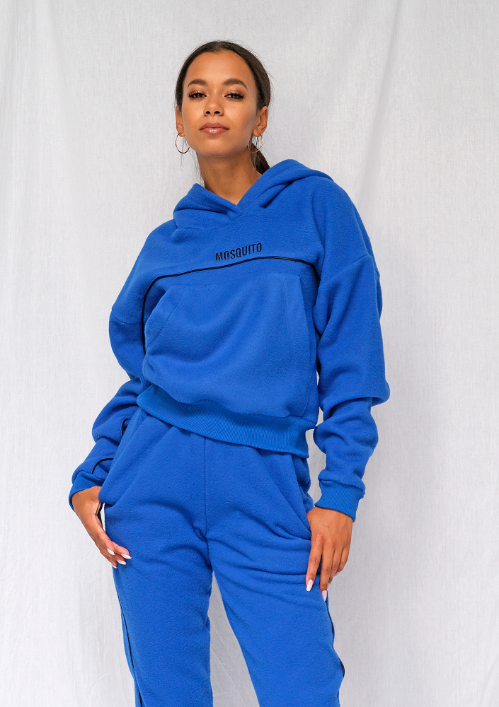 Bluza z polaru black logo kobaltowa ILM