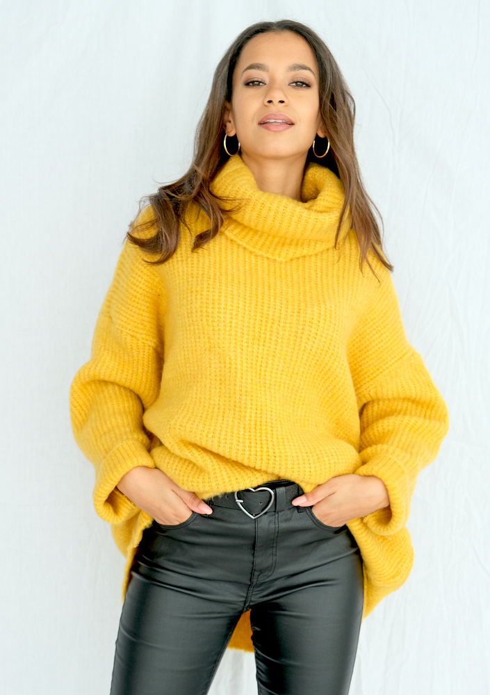 Sweter z golfem oversize A007 Musztardowy ILM