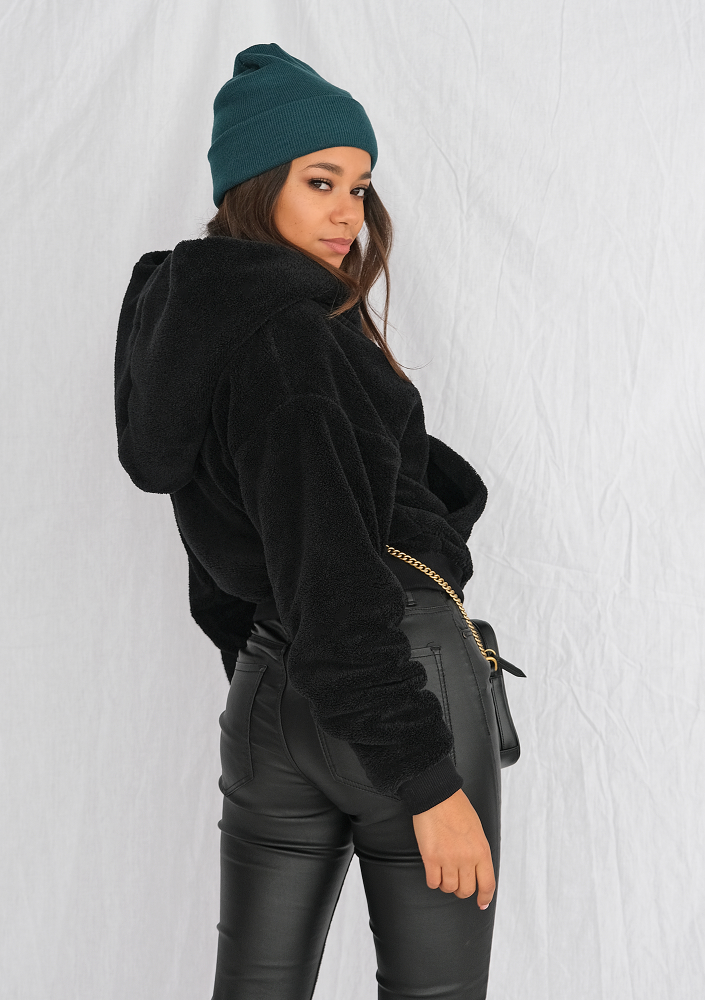 Rozpinana bluza z dzianiny futerkowej czarna ILM