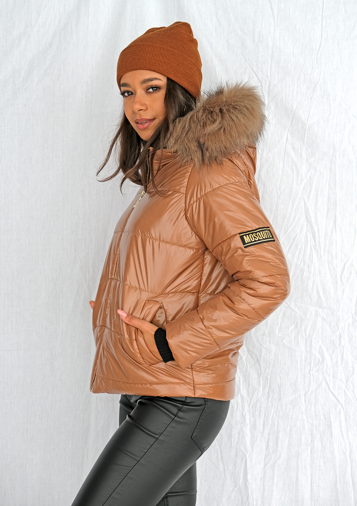 Kurtka pikowana ze sztucznym futrem karmelowa ILM