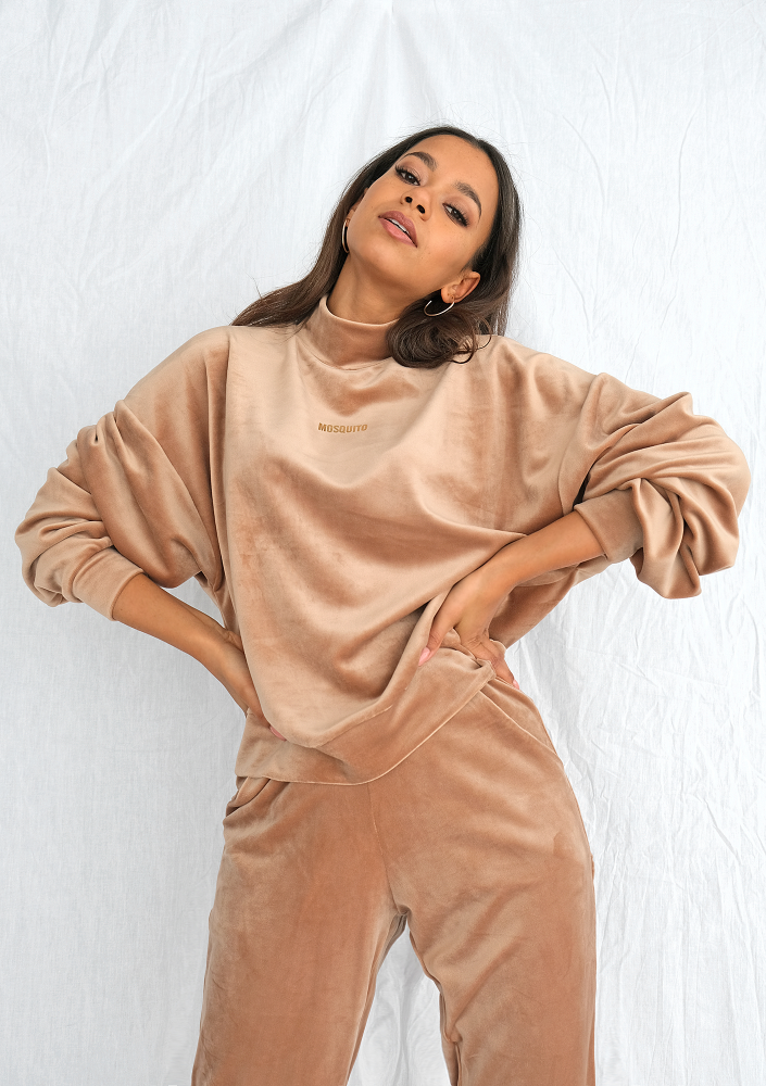 Bluza soft velvet z półgolfem taupe ILM