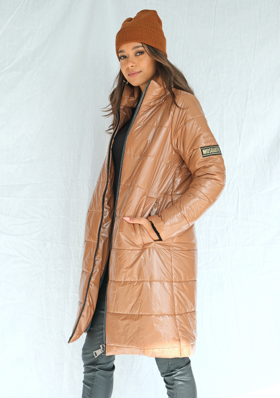 Pikowany płaszcz na stójce karmelowy ILM