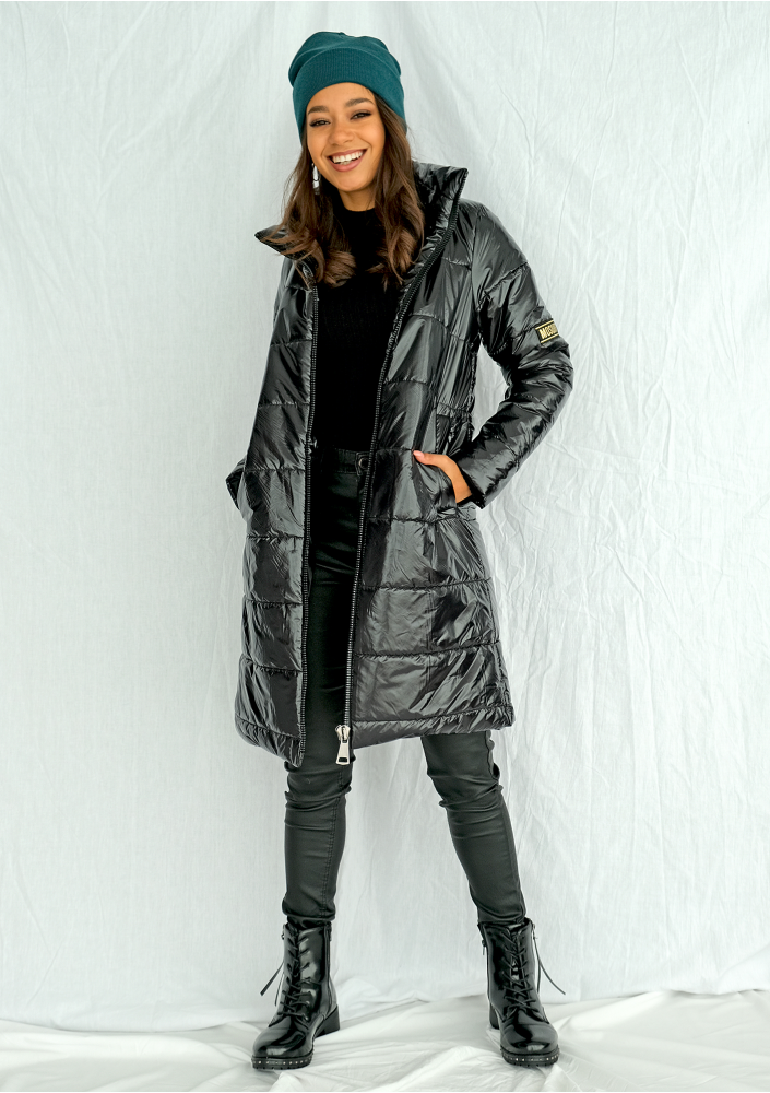 Pikowany płaszcz na stójce czarny