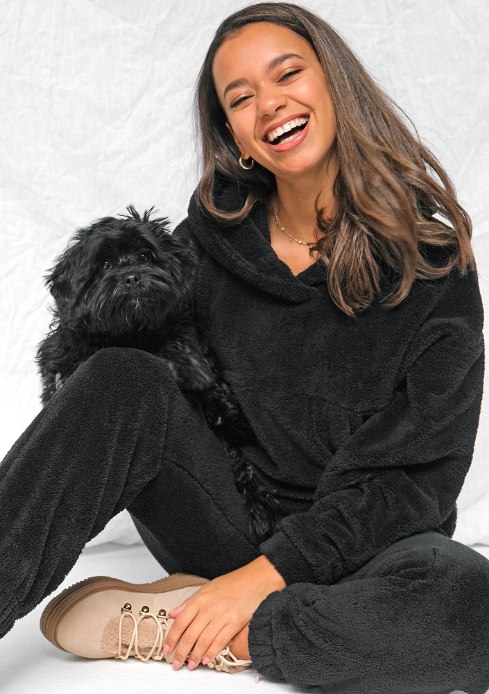 Bluza kangurka z dzianiny Teddy Czarna ILM