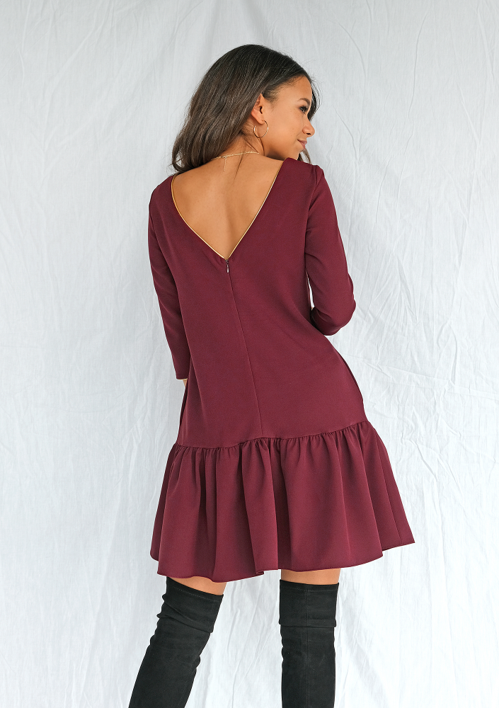 Sukienka ze złotą lamówką Bordowa