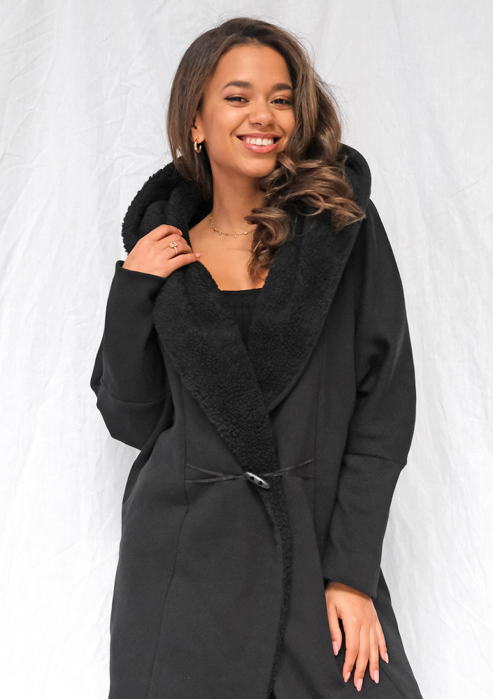 Bawełniana narzutka z barankiem Czarna